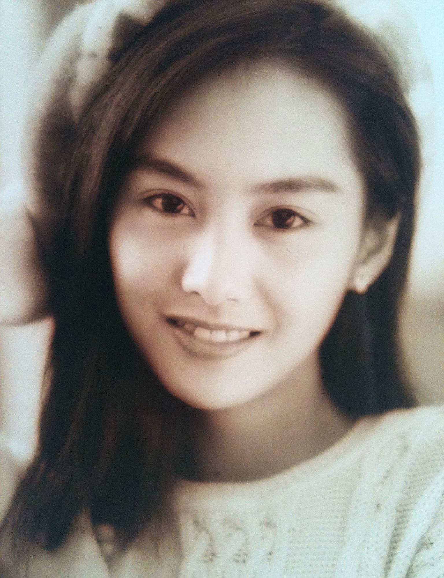 香港影坛风华绝代的美女,经典的香港电影女明星名字