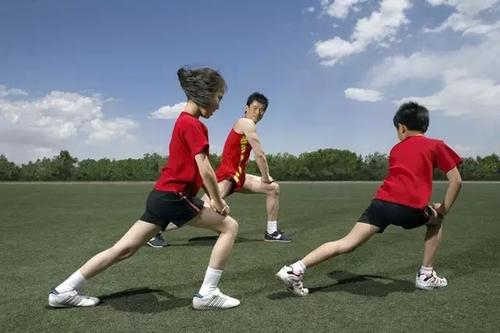 春天猛涨期怎么锻炼,抓住长高黄金期让孩子春天蹿个头