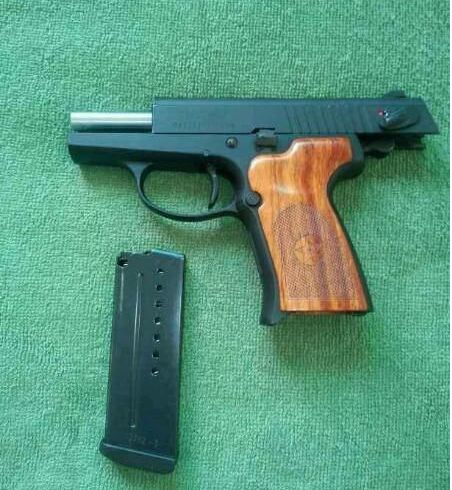 各国飞行员武器装备,飞行员保命枪