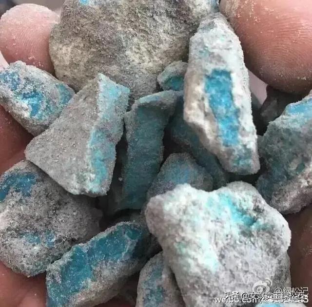 绿松石是中国四大名玉之一,真正的绿松石价格多少一克