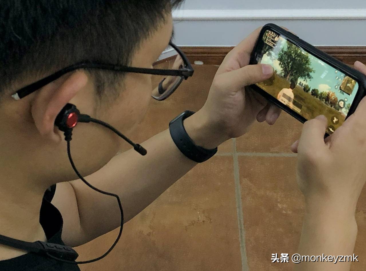 吃鸡快人一步:维迪声ES12挂脖式蓝牙游戏耳机体验评测