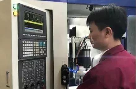 数控技术师傅月薪过万为啥还辞职,数控技术员工资