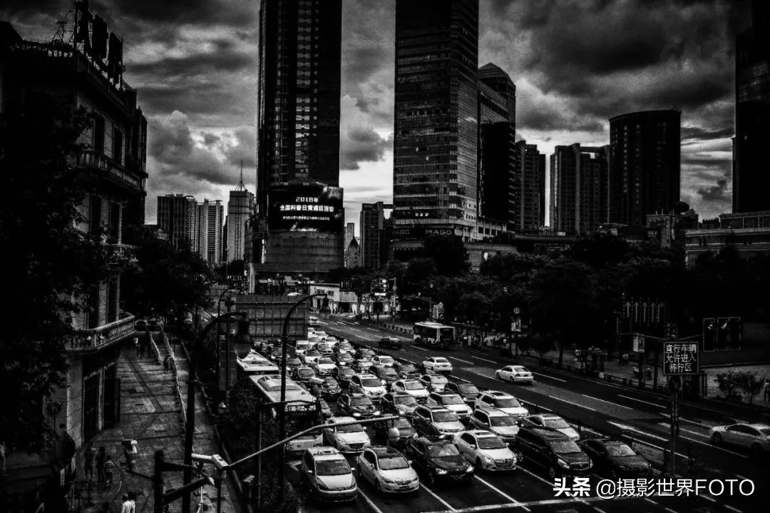 走近摄影师|Feeling先森一个没想成摄影师的跨界创作者