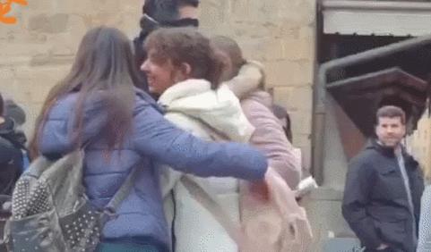 确诊4万多例……熬不住了看看他们!