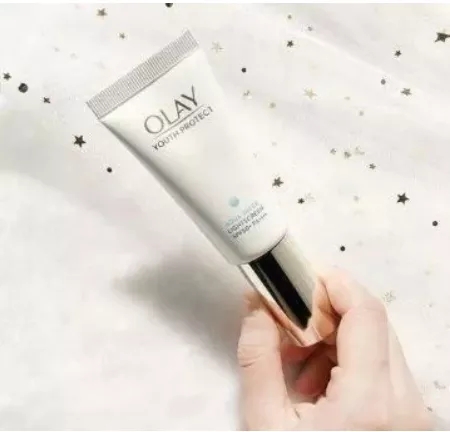 化妆前怎么护肤不卡粉步骤,化妆做好哪一步不容易卡粉