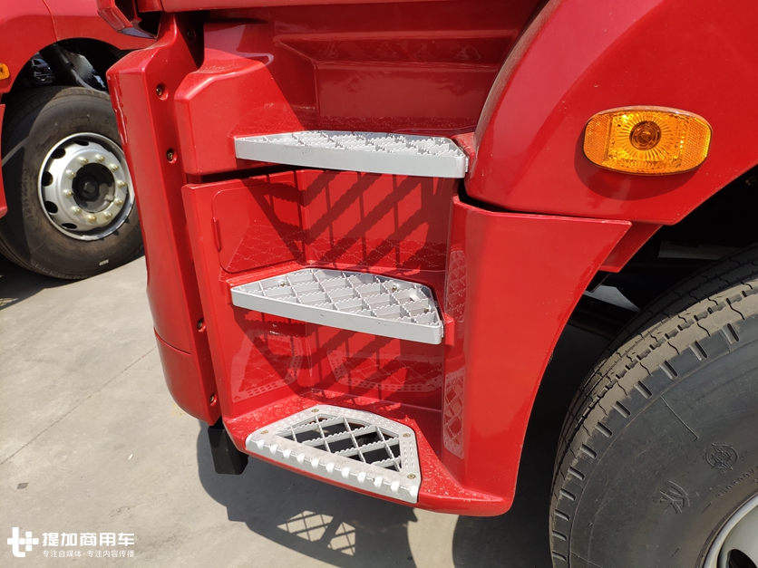 陕汽德龙新m3000这车怎么样,陕汽德龙新款x3000载货汽车怎么样