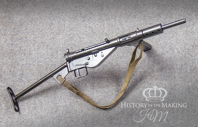 澳司登mki冲锋枪,改良之后的司登冲锋枪