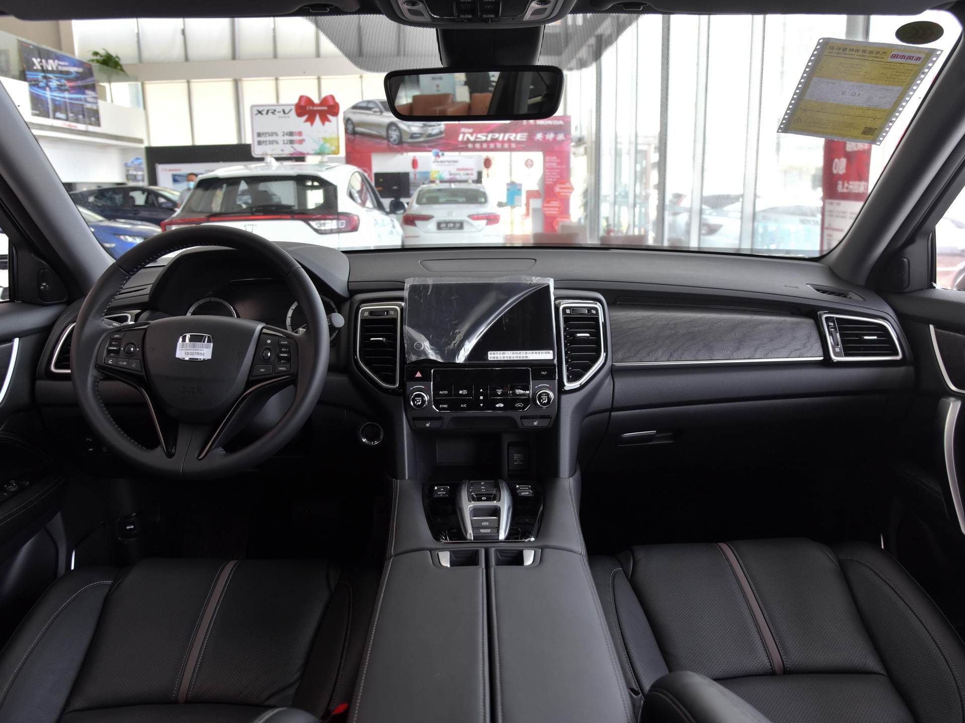 大空间五座suv本田urv值得选,空间大油耗低内饰好的suv