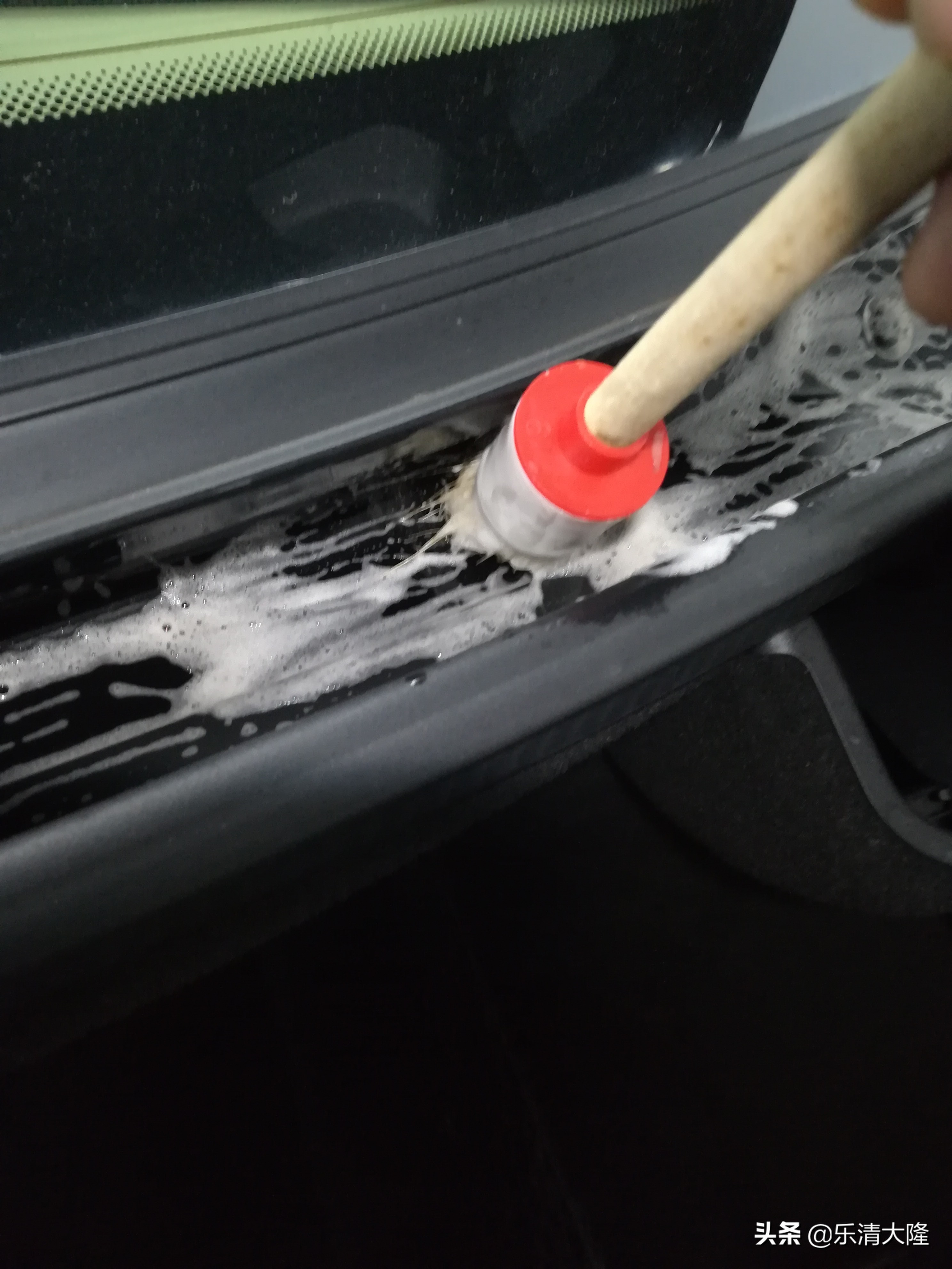 奔驰s350门边镀铬条,奔驰s350座椅清洗翻新