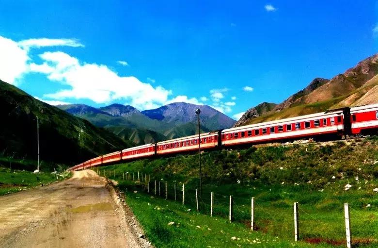 新疆铁路2024出疆列车时刻表,11月10日新疆铁路调图