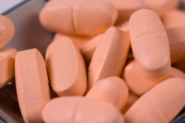 吃叶酸对40多岁的女人有什么好处,40多岁的女性怎样补充叶酸最合理