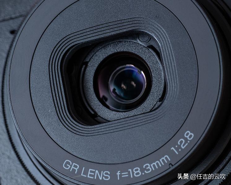 瀵屽+x100v瀵规瘮griii,瀵屽+x100v涓庣悊鍏塯r3姣旇緝