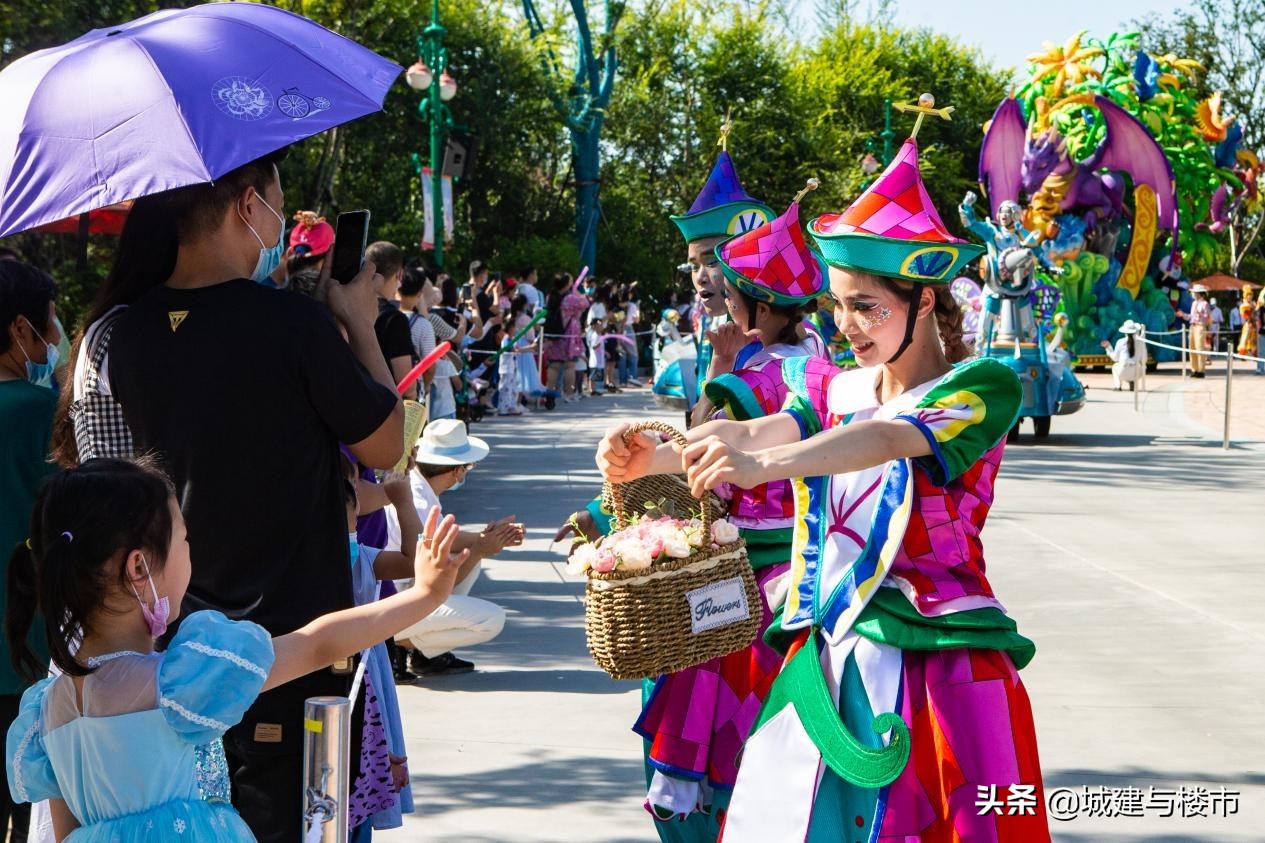 银基动物王国郑州遛娃的好去处,银基冰雪世界要不要带上遛娃神器