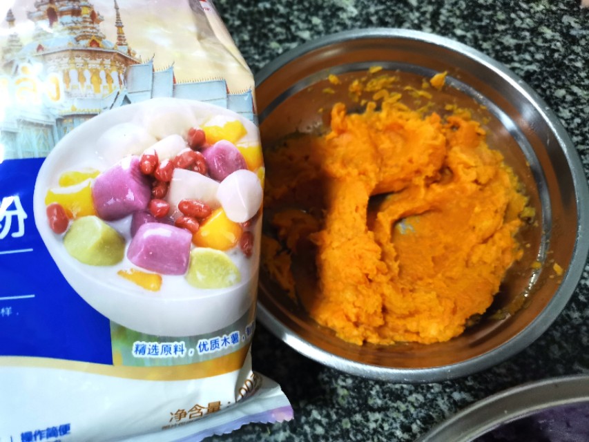 简单好吃的芋圆做法详细步骤,自己制作的芋圆煮出来怎么硬硬的