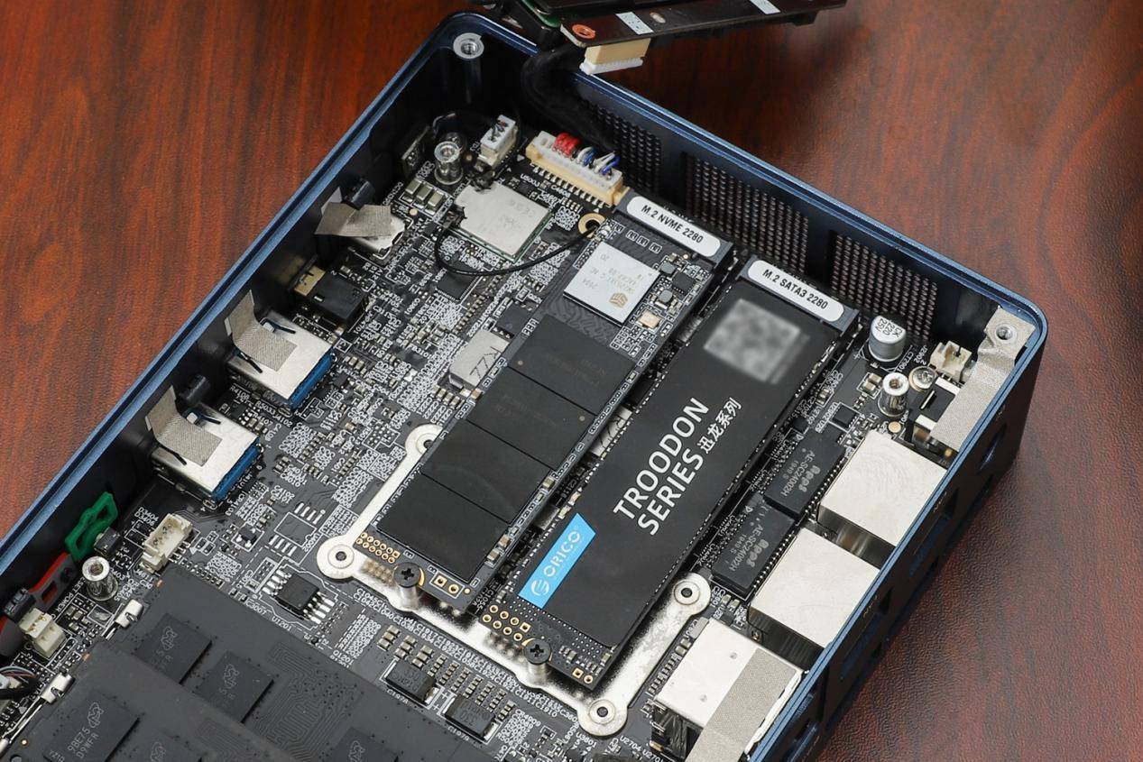 1tb和2tb固态哪个划算,1tb跟2tb固态价格差多少