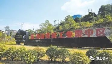 以奋斗之姿推动高质量发展,以奋斗之姿勇立时代潮头