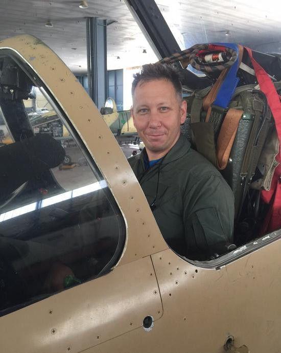 45岁深圳民航飞行员,参加利比亚内战驾驶幻影战机,为钱不要命?