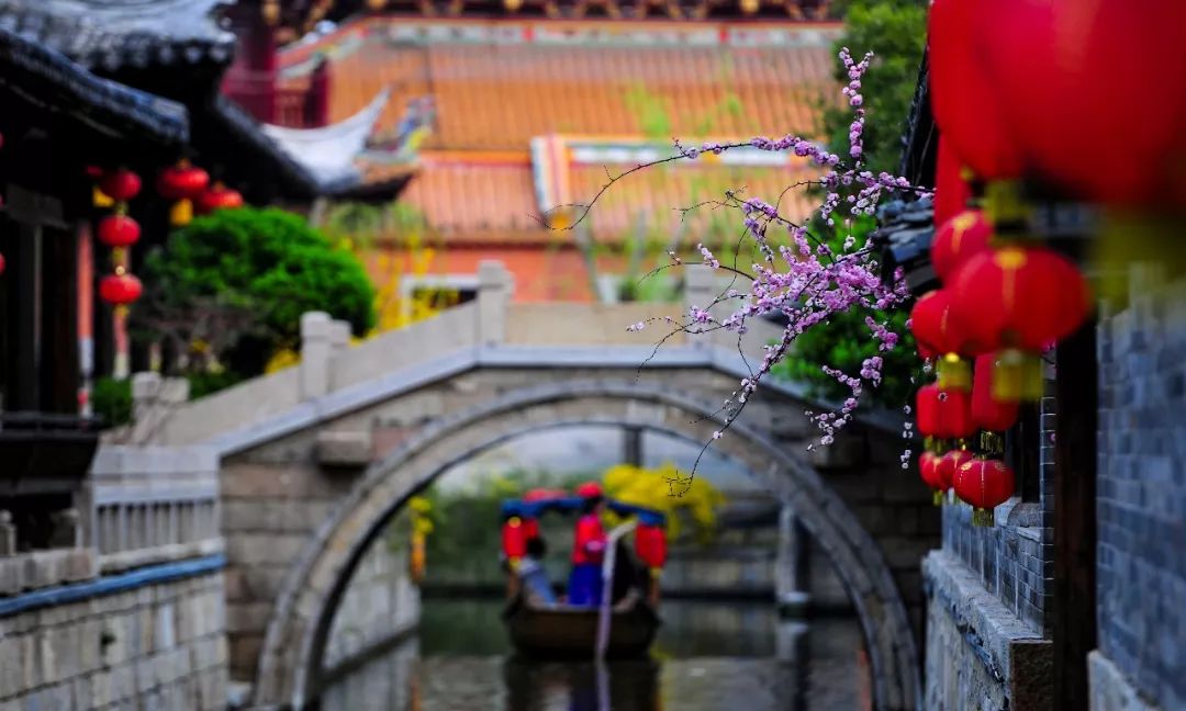 台儿庄古城美宿美食美景+养生游,感受不一样的小城之旅