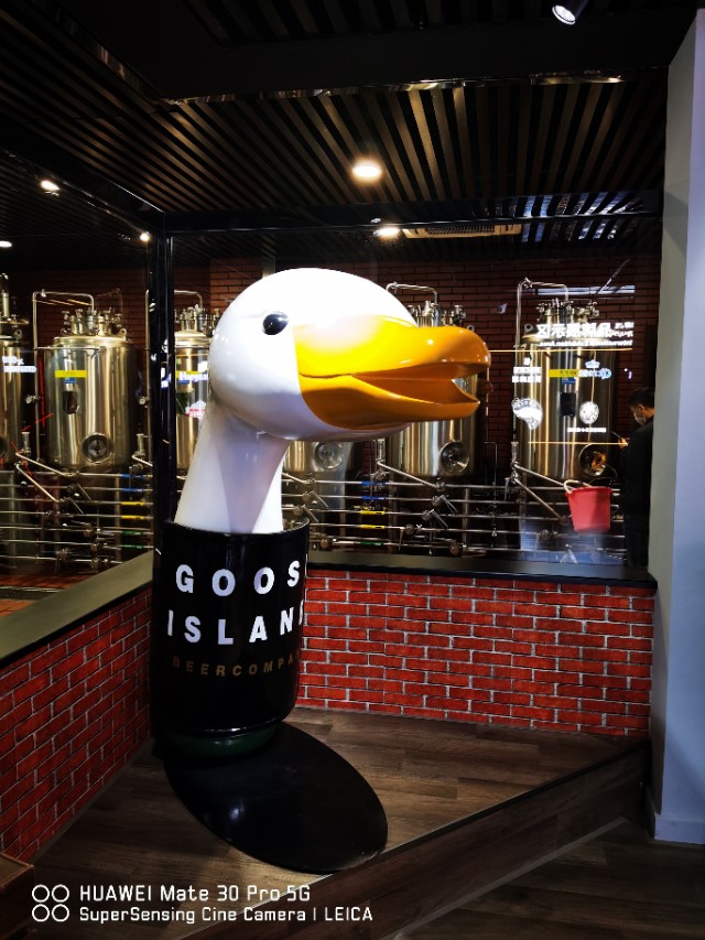 中国百威啤酒厂家在哪里,福建啤酒喜力百威