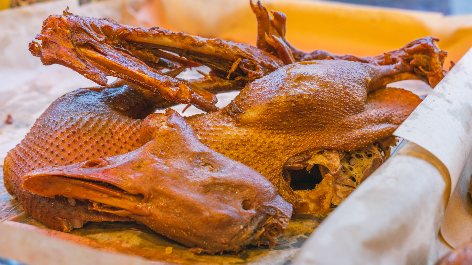 想尝尝老大连街的味道吗？这家店带你感受浓浓“大连范”