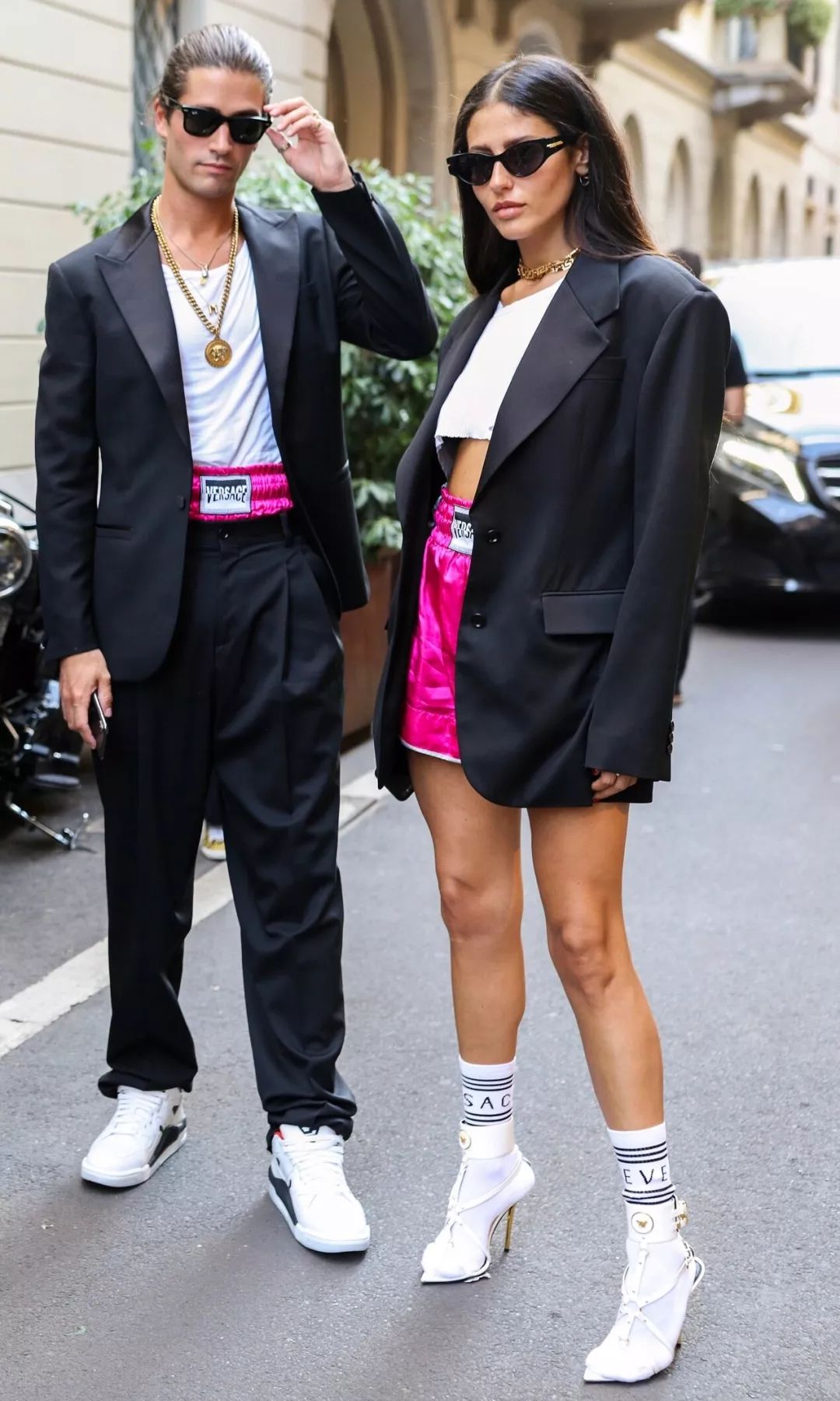 时尚穿搭袜子这样穿时髦又好看,花边袜子怎么穿时髦