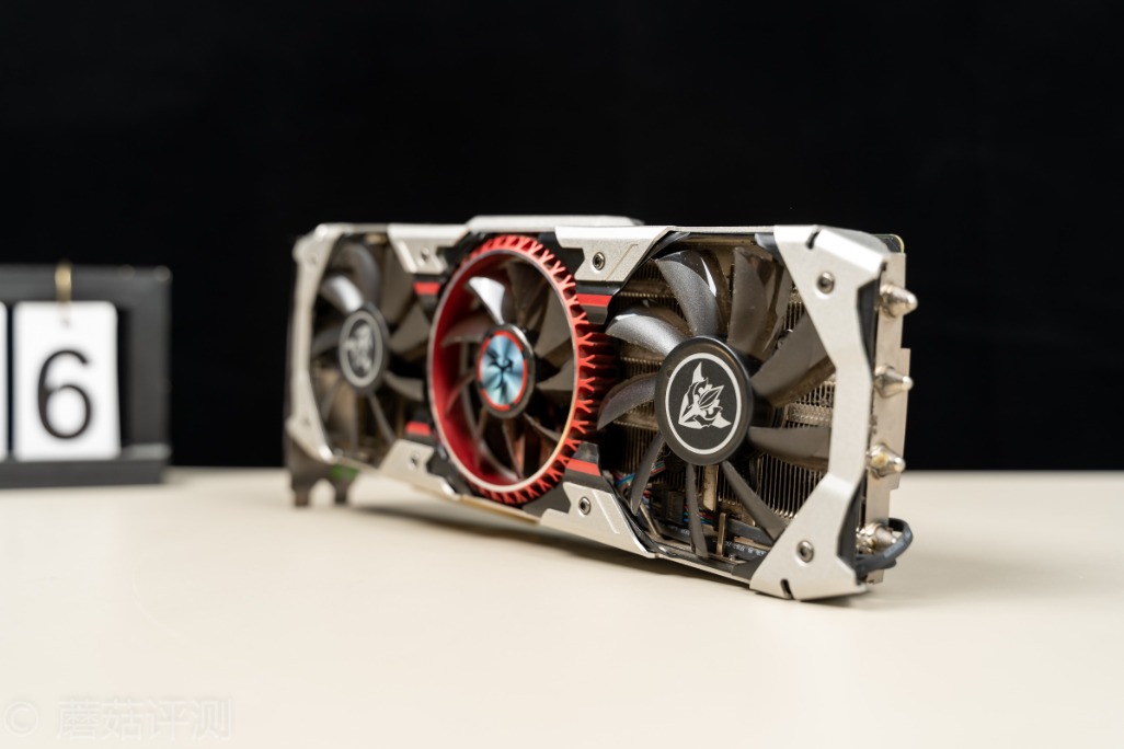 七彩虹1060二手显卡,3080显卡二手值得买吗