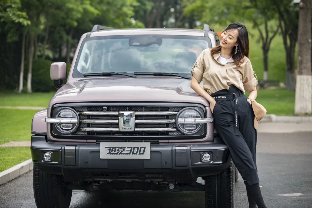 新时代女性不被定义作文,都市新时代女性啥意思