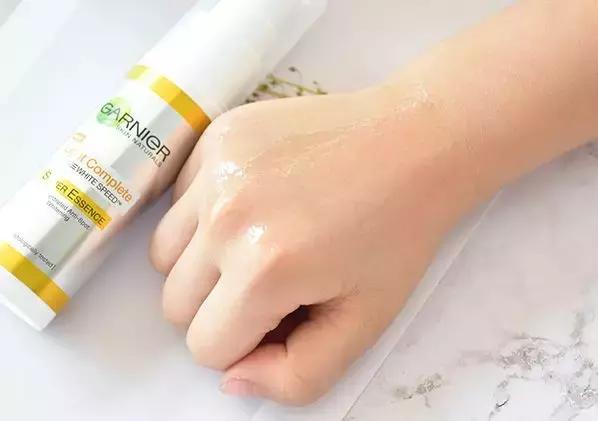 黄皮必备显白口红,黄皮必染显白发色不用漂