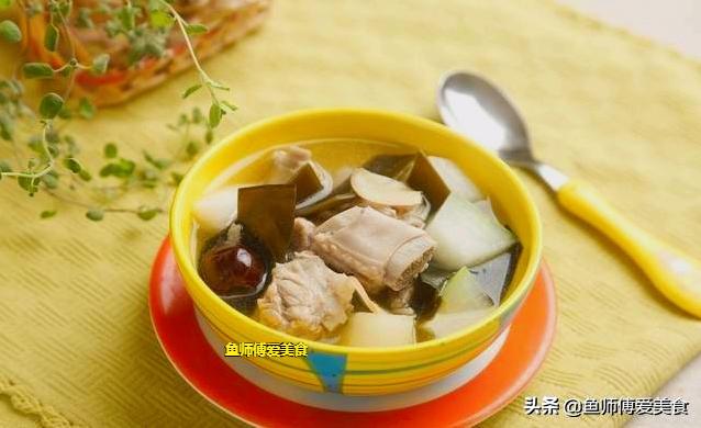 冬至到，多给家人吃海产品，天然鲜美钙质丰富，增强体质平安入冬