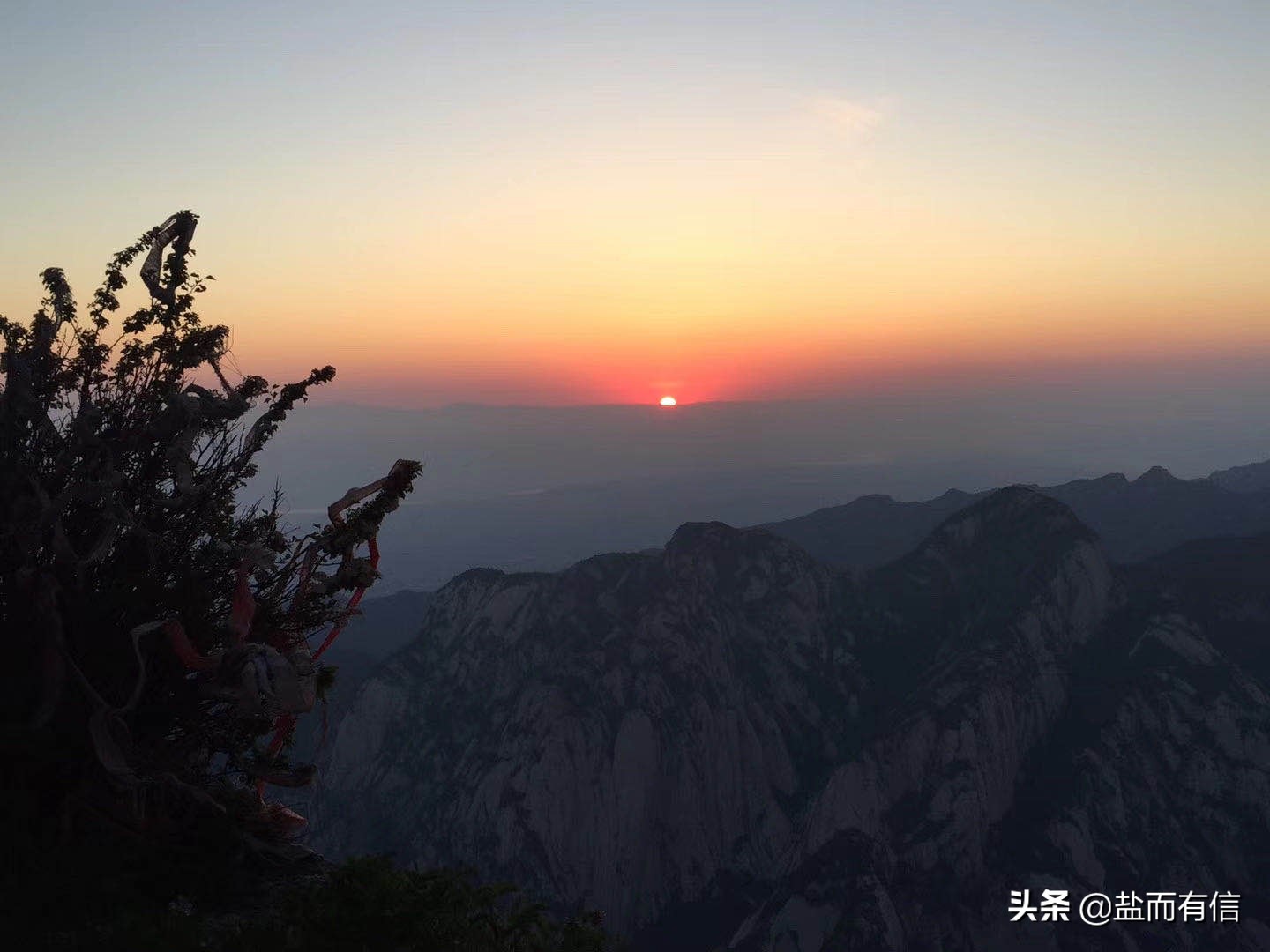 华山西峰索道你敢来吗,华山论剑奉陪到底