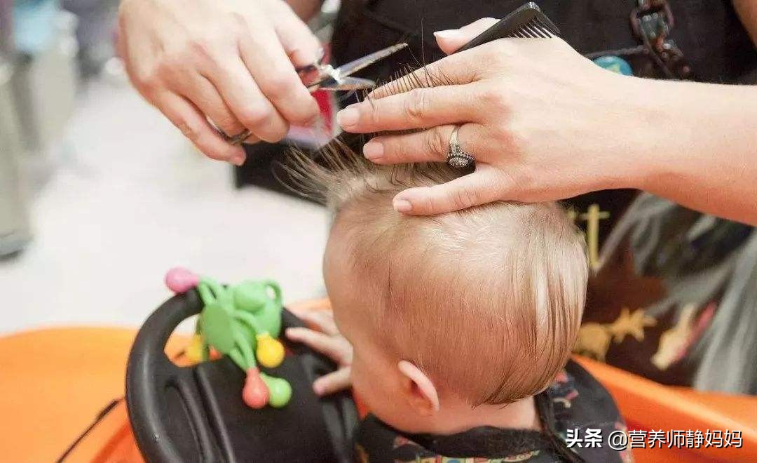 宝宝头发又少又黄要补锌吗,宝宝头发又细又黄还需要剪吗