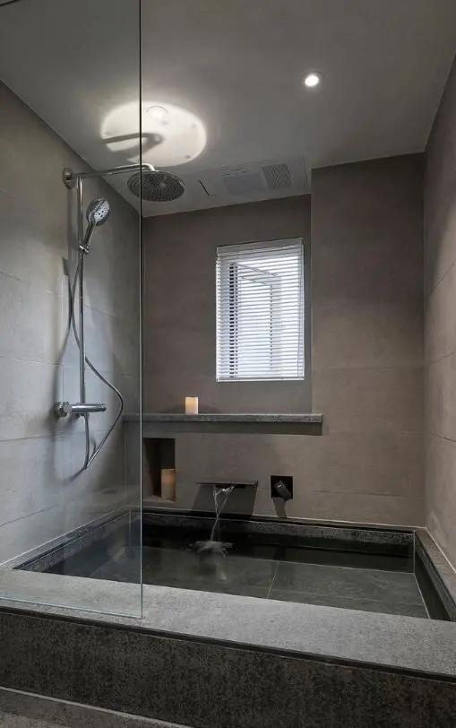 装修好的卫生间怎么自制浴缸,卫生间自制浴缸