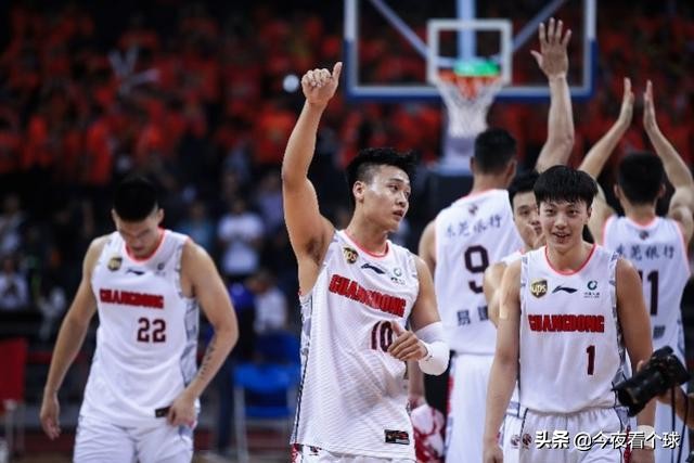 广东宏远经典球员,广东宏远队员昵称