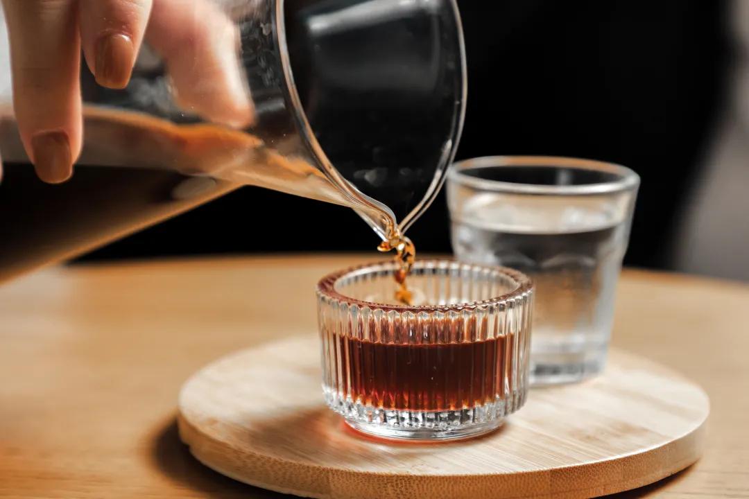 9.9鍏冨枬鑼跺枬鍜栧暋,9.9鍏冨枬鍠滆尪