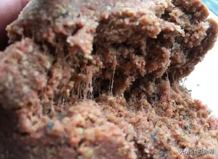 什么饵料雾化状态好,钓大鱼饵料雾化好还是不雾化好