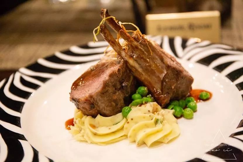 澳洲|春意堪培拉,看袋鼠、品酒、赏花、住进动物的家