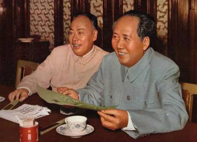 毛*东泽**卫士长李银桥，相伴15年分别，主席说：你比我的孩子还亲