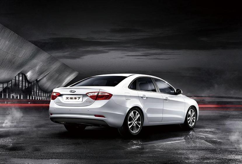 都市耐用轿车艾瑞泽7,外观中庸内饰有质感,动力很不错