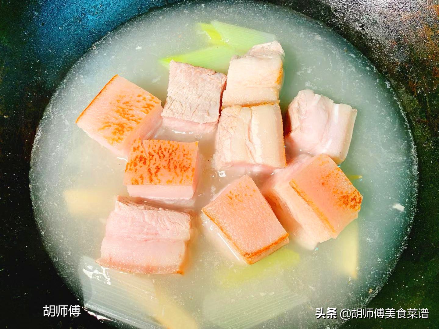 做红烧肉的时候糖放的少了不甜,做红烧肉用冰糖还是白砂糖