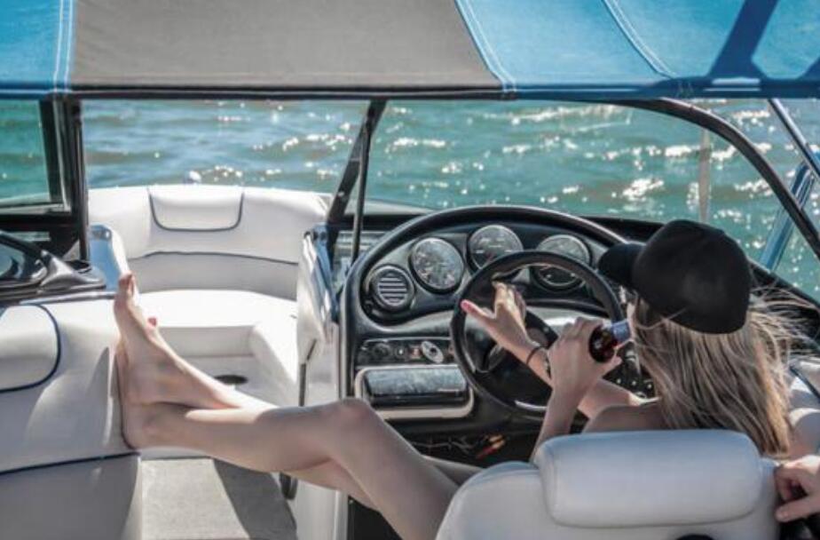 质量好的海上钓鱼快艇游艇如何鉴别？劣质游艇有什么特点？