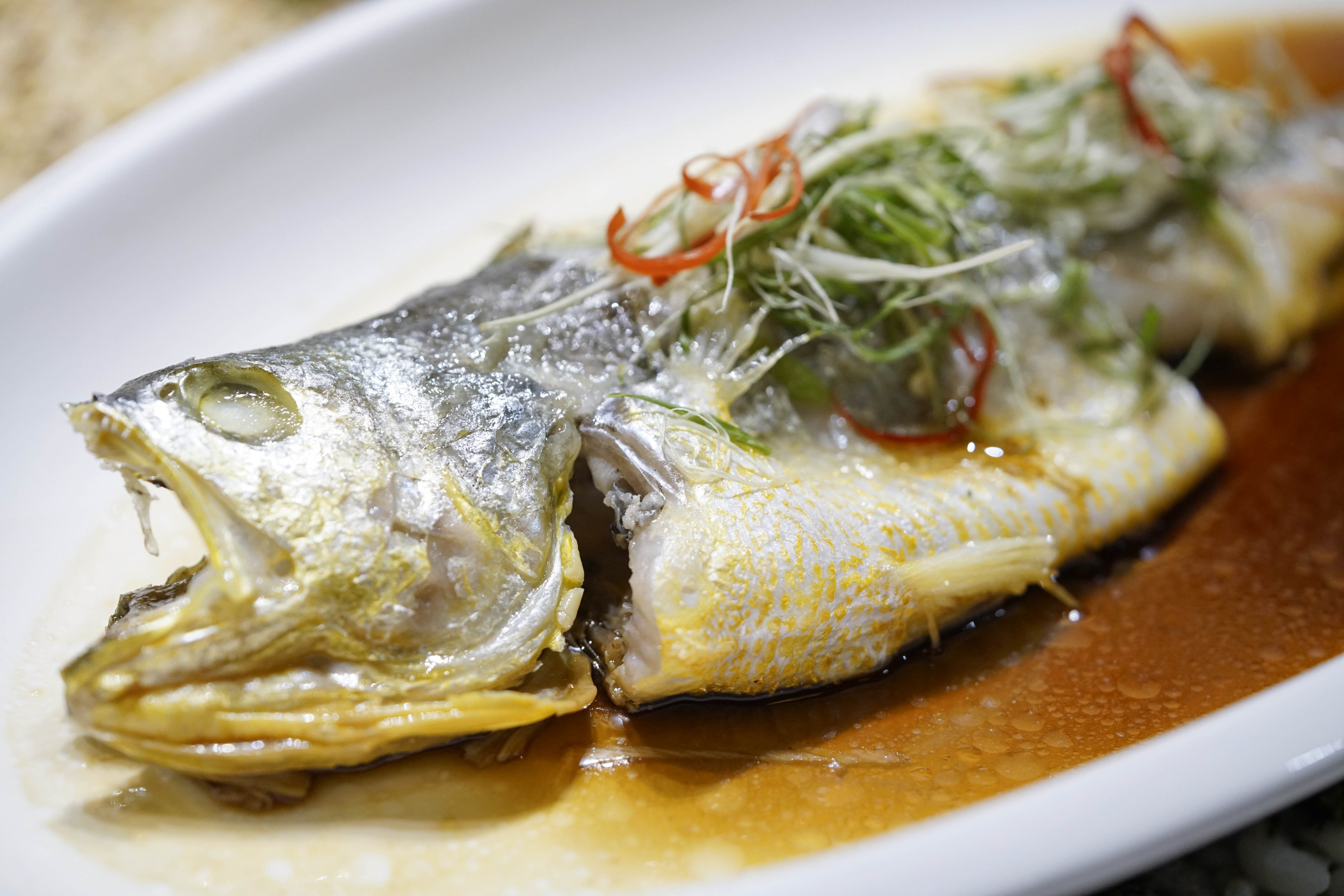 国宴大师家烧黄鱼,国宴大厨干烧大黄鱼