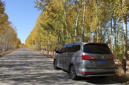 宝骏730车长几米宽几米,宝骏730新款中配7座功能