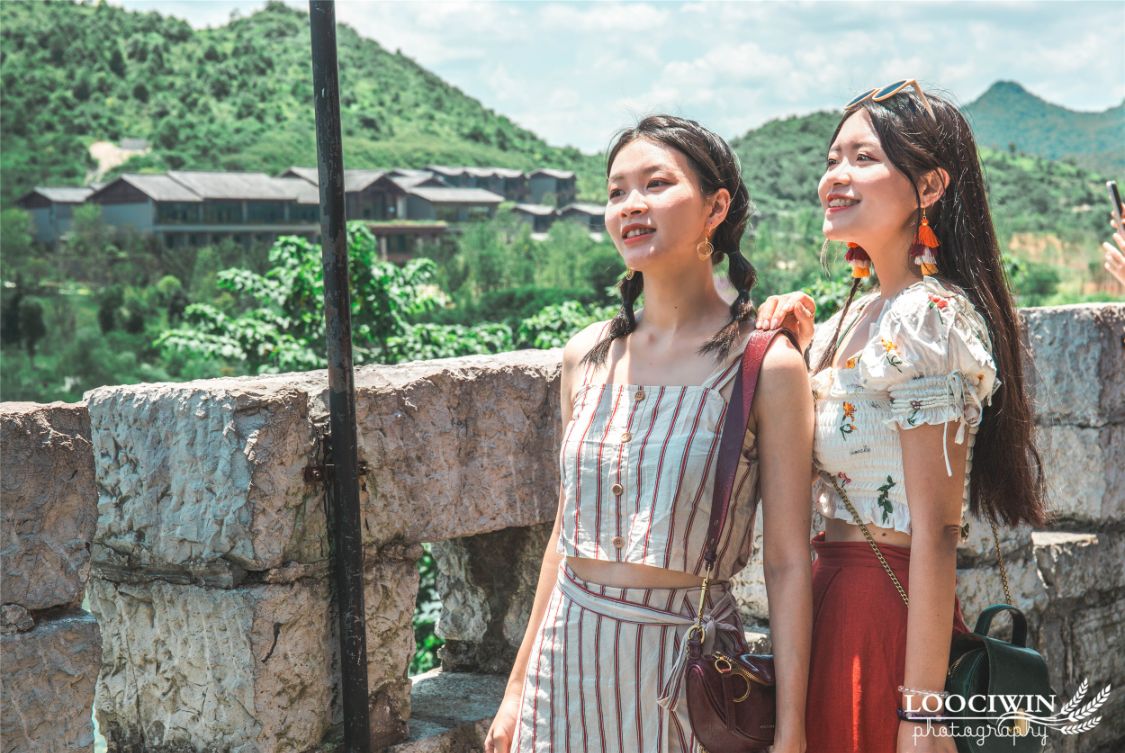 贵州除了千户苗寨还有其他玩的吗,贵州千户苗寨外的古镇