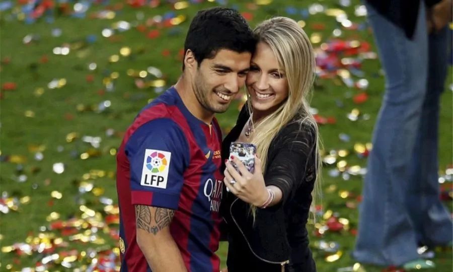 苏亚雷斯官方专访：回顾加盟巴萨这些年