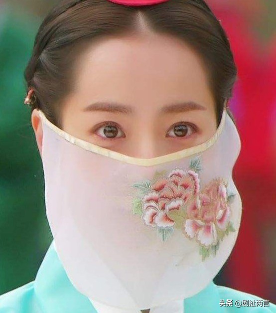 韩国女星孙艺珍宋慧乔韩佳人,韩国女明星孙艺珍合集