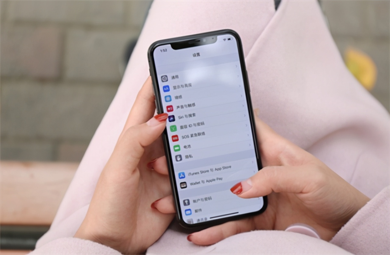 拼多多上9.9元买苹果手机是真的吗,淘宝手机和拼多多手机哪个可信