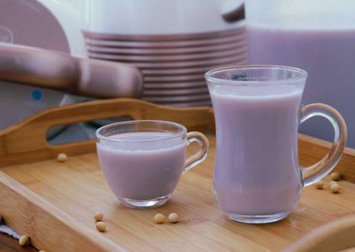 美容养颜补气血喝什么豆浆,豆浆美容养颜的做法和配方