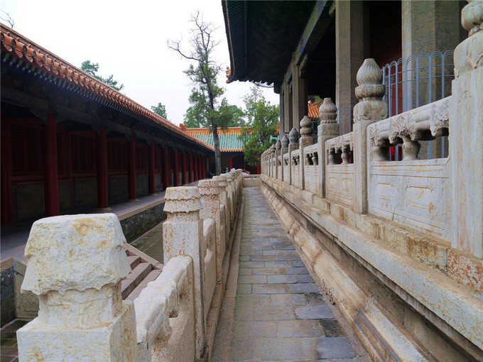 鏇查槣瀛斿簷鍥涘杞洖,鏇查槣瀛斿簷涓囦笘甯堣〃鍖鹃