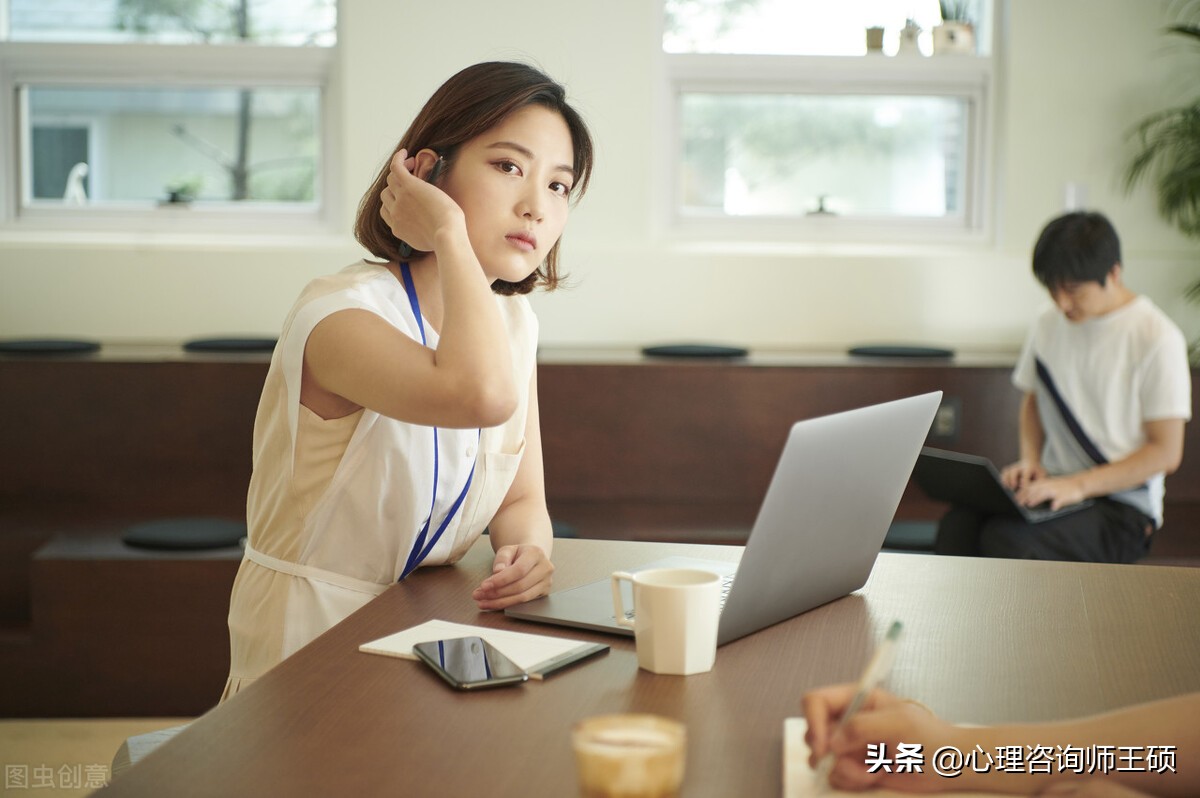 女友伤透了心怎么追回,伤透了女友的心要怎么弥补挽回