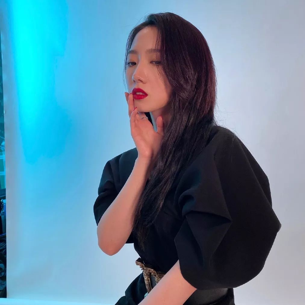 孟美岐口红,全网都在求的口红颜色八支